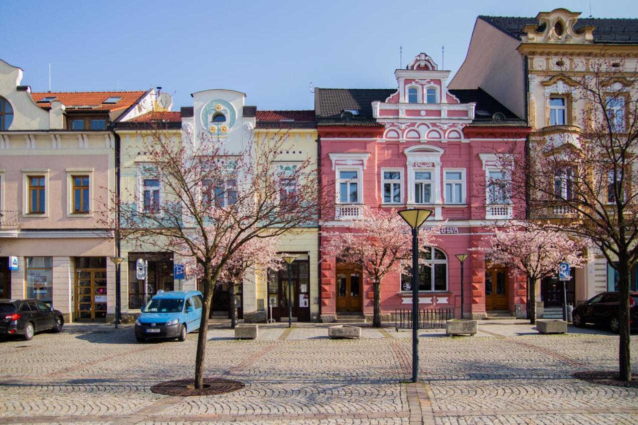 Apart U Lva Vsetín Exteriör bild